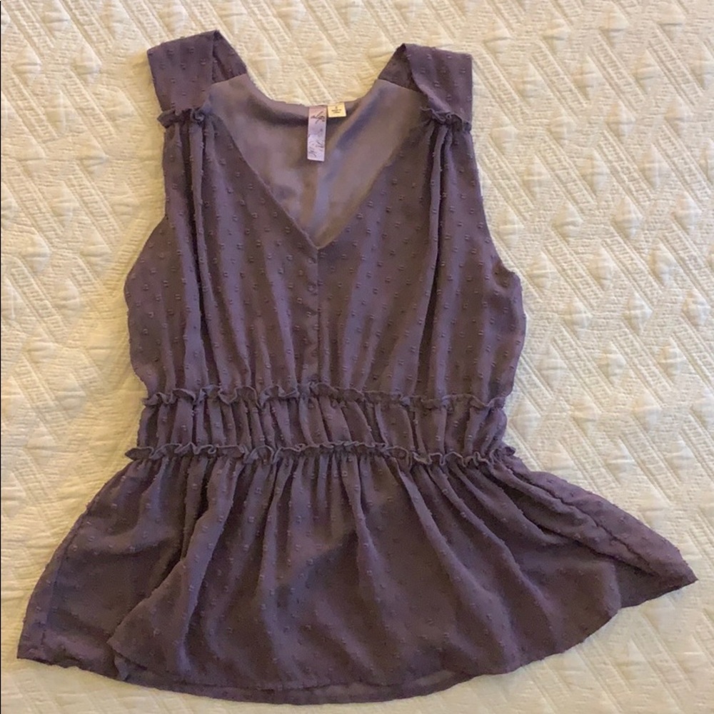 Francesca’s Sleeveless Peplum Top